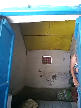 Snapshot of RockRolaxxx chatting on 09.10.25 RockRolaxxx online show from 09.10.25