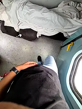 Snapshot of RockRolaxxx chatting on 09.11.25 RockRolaxxx online show from 09.11.25