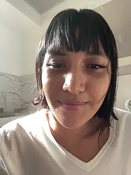 Amberdecolombia online show from 11.16.25