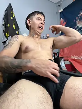 Snapshot of AlamJams chatting on 11.21.25 AlamJams online show from 11.21.25