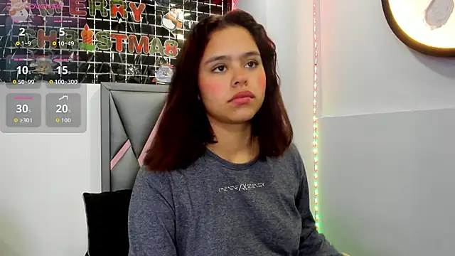 Snapshot of Sofia_villareal chatting on 12.05.25 Sofia villareal online show from 12.05.25