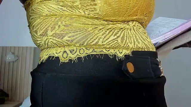 coral15  online show from 12.16.25