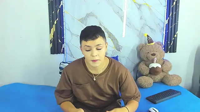 christopher Hot online show from 05.27.26