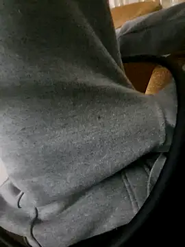 LuciousLyon online show from 10.29.25