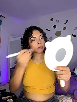 ViolettaMiller  online show from 10.29.25