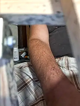 Snapshot of Bush_smusher chatting on 09.16.25 Bush smusher online show from 09.16.25