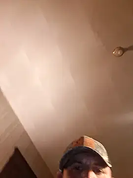 Snapshot of Bush_smusher chatting on 11.02.25 Bush smusher online show from 11.02.25