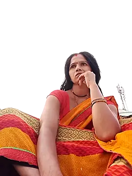 Snapshot of Jooli_xx chatting on 09.18.25 Jooli xx online show from 09.18.25