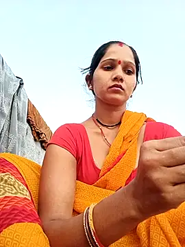 Snapshot of Jooli_xx chatting on 09.24.25 Jooli xx online show from 09.24.25