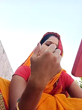 Snapshot of Jooli_xx chatting on 09.25.25 Jooli xx online show from 09.25.25