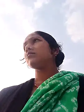 Snapshot of Jooli_xx chatting on 10.16.25 Jooli xx online show from 10.16.25