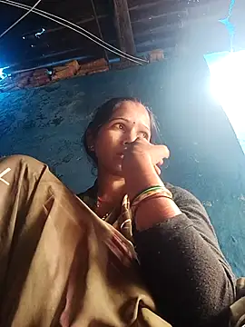 Snapshot of Jooli_xx chatting on 10.26.25 Jooli xx online show from 10.26.25