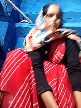 Snapshot of Jooli_xx chatting on 11.25.25 Jooli xx online show from 11.25.25