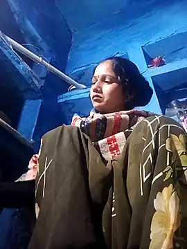 Snapshot of Jooli_xx chatting on 11.28.25 Jooli xx online show from 11.28.25