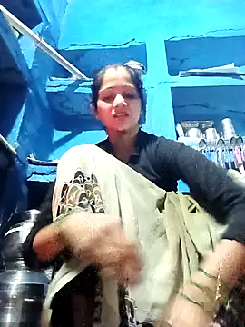 Jooli xx online show from 02.05.26