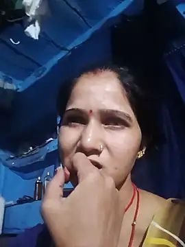 Snapshot of Jooli_xx chatting on 05.19.26 Jooli xx online show from 05.19.26