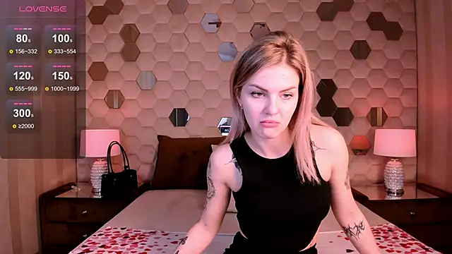 NaomiSol online show from 09.17.25