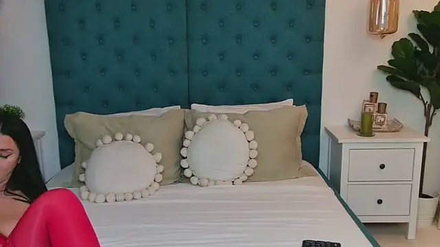 SandraSilver online show from 12.03.25