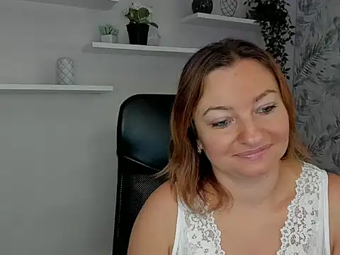 angelaSamt online show from 09.15.25