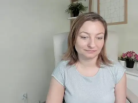 angelaSamt online show from 09.17.25