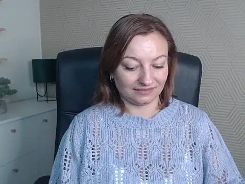 angelaSamt online show from 10.22.25