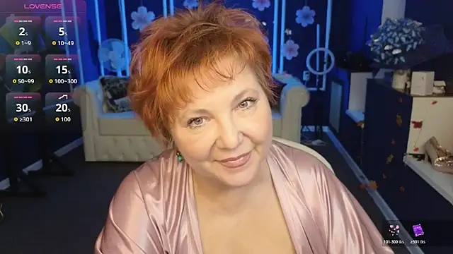 Kira Kenett online show from 11.09.25