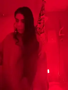 valentinalamont online show from 10.10.25