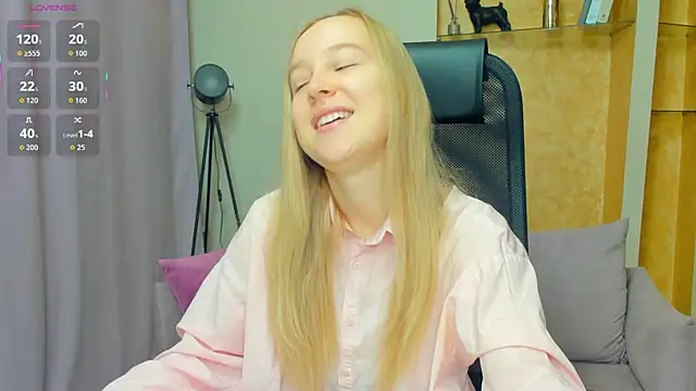 SoonMoor online show from 11.24.25