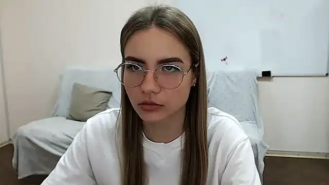 Snapshot of aSingleOne chatting on 10.23.25 aSingleOne online show from 10.23.25