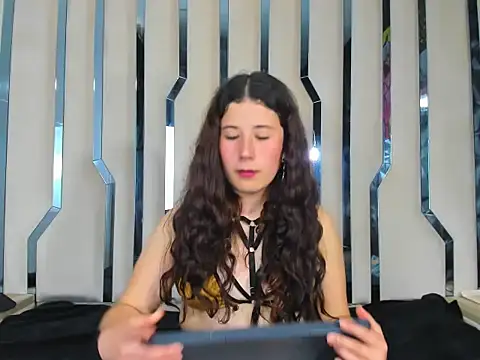 AuroraFishx69 online show from 10.03.25