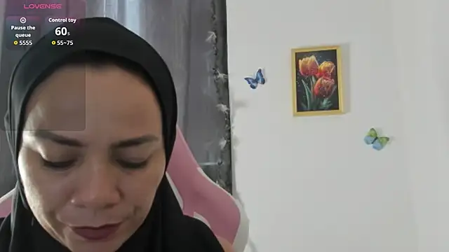 Snapshot of dalila_kemur chatting on 10.03.25 dalila kemur online show from 10.03.25