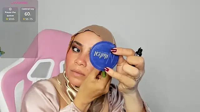 Snapshot of dalila_kemur chatting on 10.06.25 dalila kemur online show from 10.06.25