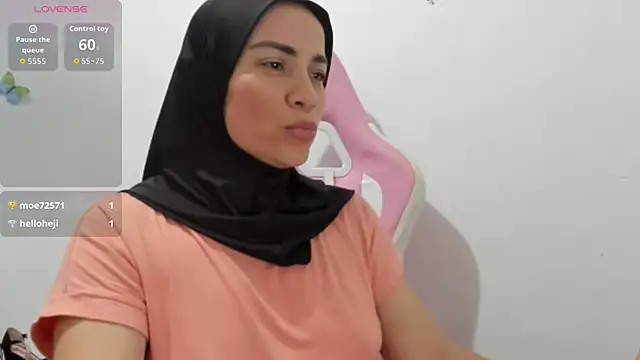 Snapshot of dalila_kemur chatting on 12.03.25 dalila kemur online show from 12.03.25