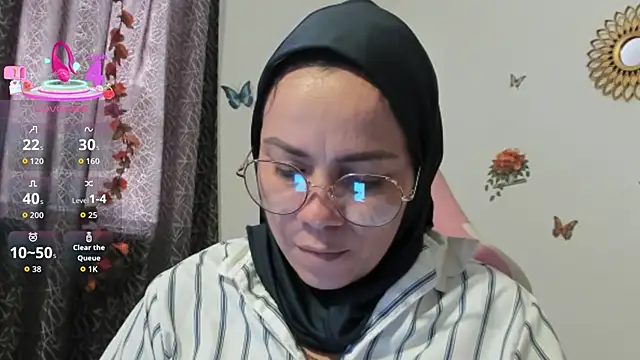 Snapshot of dalila_kemur chatting on 02.26.26 dalila kemur online show from 02.26.26