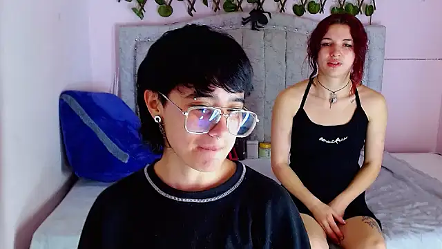 Snapshot of Britney_thx chatting on 12.15.25 Britney thx online show from 12.15.25