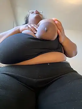 Snapshot of bunbun420247 chatting on 11.13.25 bunbun420247 online show from 11.13.25