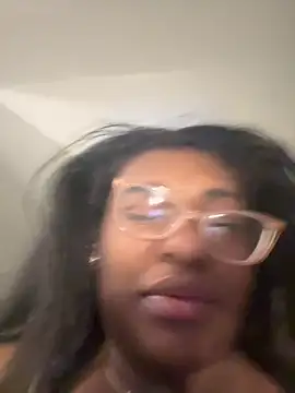 Snapshot of bunbun420247 chatting on 12.22.25 bunbun420247 online show from 12.22.25