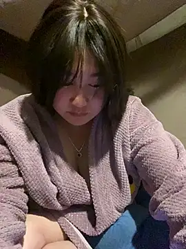Snapshot of ha-cute chatting on 03.28.26 ha-cute online show from 03.28.26