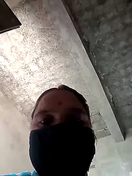 Snapshot of suhani_sharmj chatting on 11.30.25 suhani sharmj online show from 11.30.25