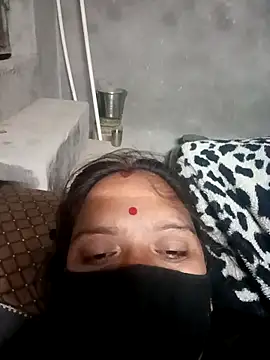 Snapshot of suhani_sharmj chatting on 12.02.25 suhani sharmj online show from 12.02.25