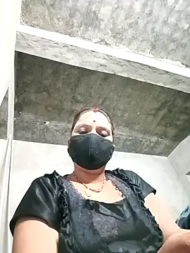 Snapshot of suhani_sharmj chatting on 12.15.25 suhani sharmj online show from 12.15.25