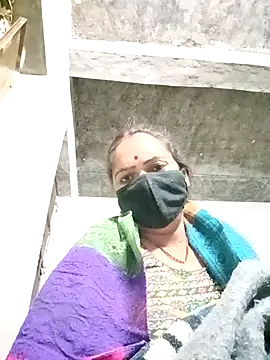 Snapshot of suhani_sharmj chatting on 01.13.26 suhani sharmj online show from 01.13.26