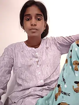 Snapshot of Hot-Soniya2 chatting on 11.10.25 Hot-Soniya2 online show from 11.10.25