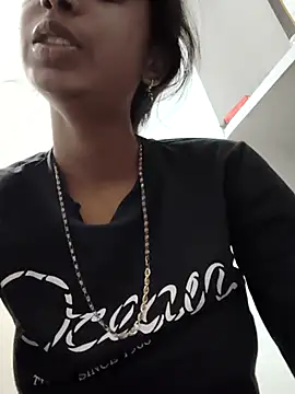 Snapshot of Hot-Soniya2 chatting on 11.12.25 Hot-Soniya2 online show from 11.12.25