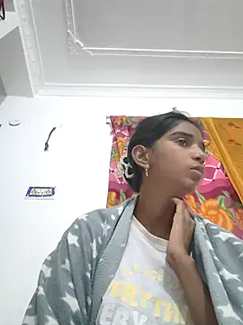 Snapshot of Hot-Soniya2 chatting on 11.24.25 Hot-Soniya2 online show from 11.24.25