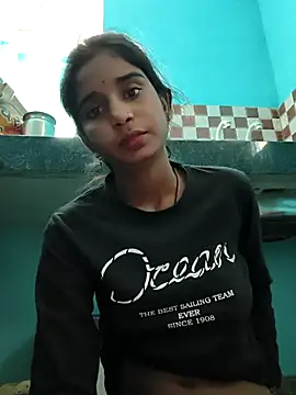 Snapshot of Hot-Soniya2 chatting on 11.26.25 Hot-Soniya2 online show from 11.26.25