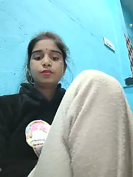 Snapshot of Hot-Soniya2 chatting on 12.15.25 Hot-Soniya2 online show from 12.15.25