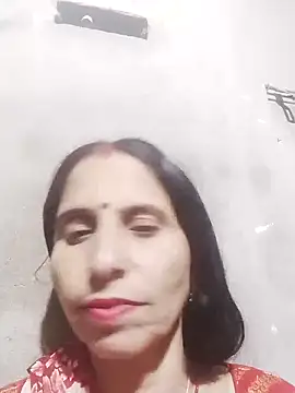 Snapshot of Hot_liya54 chatting on 10.24.25 Hot liya54 online show from 10.24.25