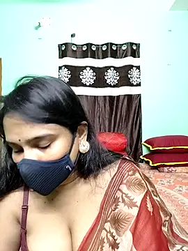 Snapshot of naughty_nataasa chatting on 11.17.25 naughty nataasa online show from 11.17.25