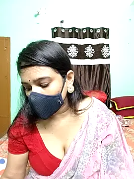 Snapshot of naughty_nataasa chatting on 11.19.25 naughty nataasa online show from 11.19.25